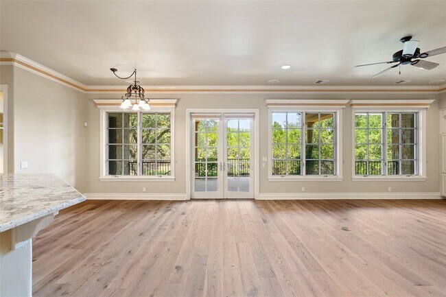 Building Photo - 11924 La Barzola Bend