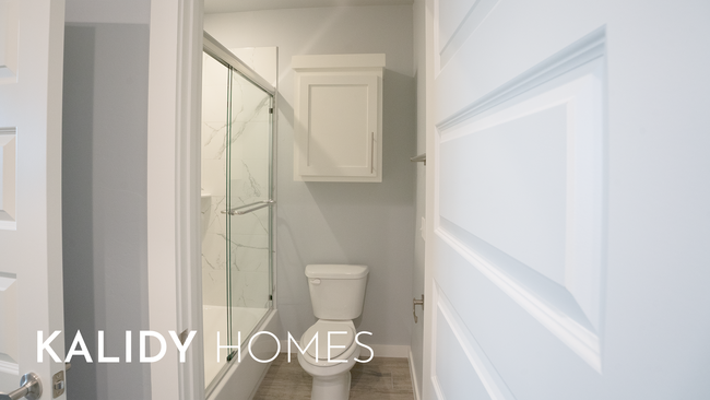 Building Photo - 307 Kirks Holw