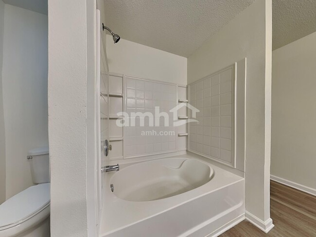 Building Photo - 6432 Dillard Ridge Dr