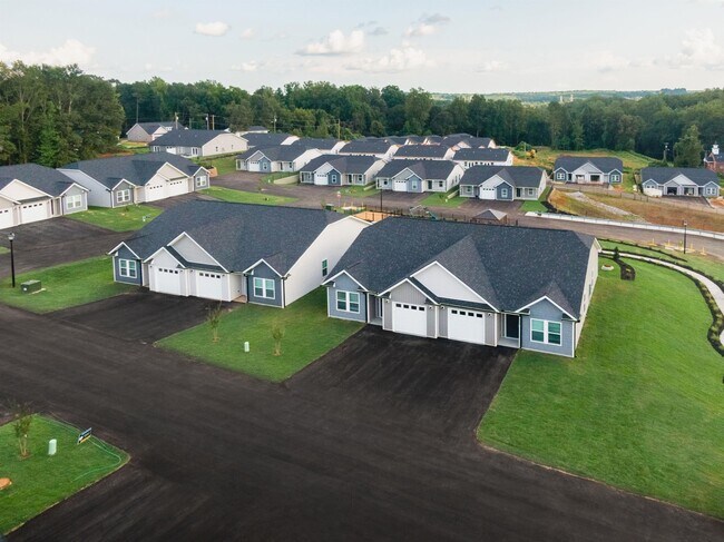 Building Photo - 1003 Magnificent Way