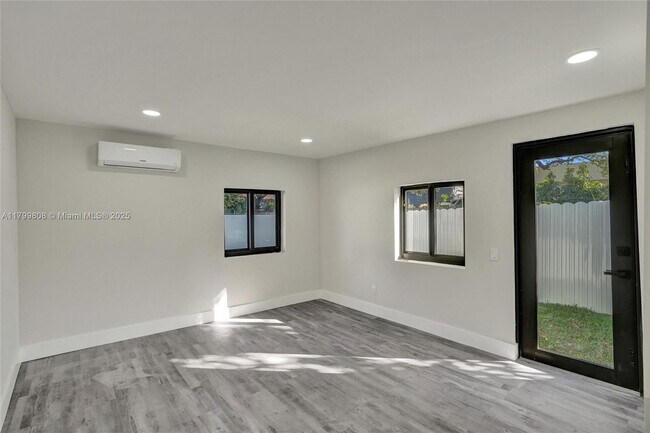 Building Photo - 7943 NW 6th Ave