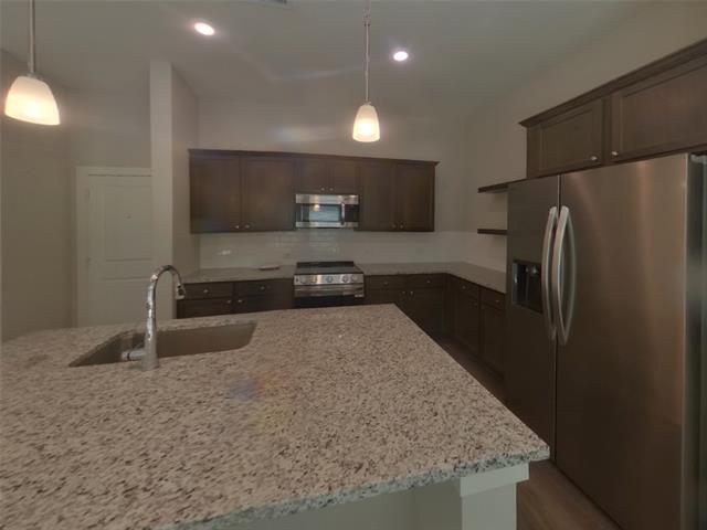 Building Photo - 209 Ledburn Ct