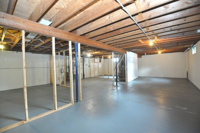 Building Photo - 24111 64th Pl