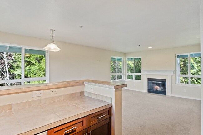 Building Photo - 3926 243rd Pl SE