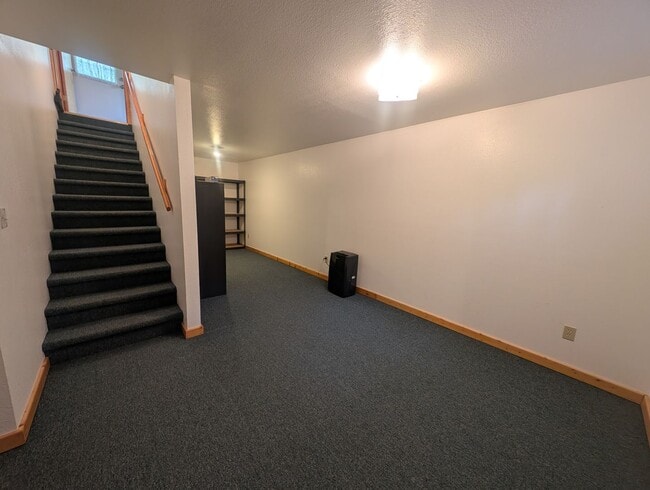 Building Photo - 31 Cunningham Rd