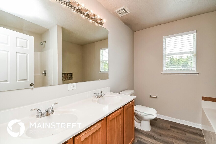 Building Photo - 9273 Caracara Drive
