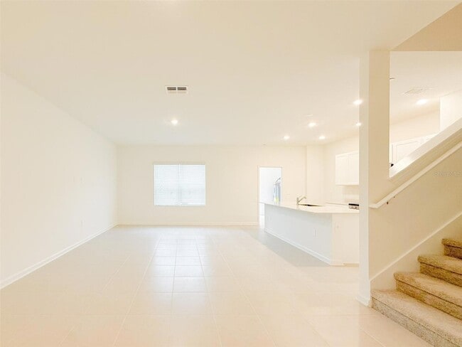 Building Photo - 1991 Stake Out Wy