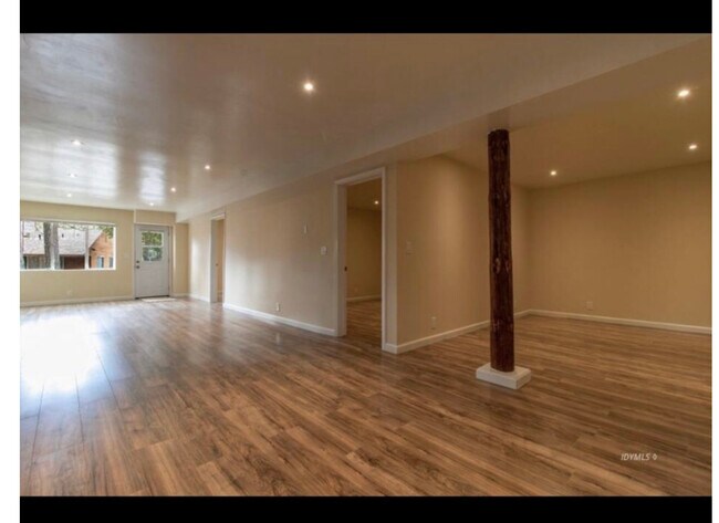 Building Photo - 54055 Pine Crest Ave