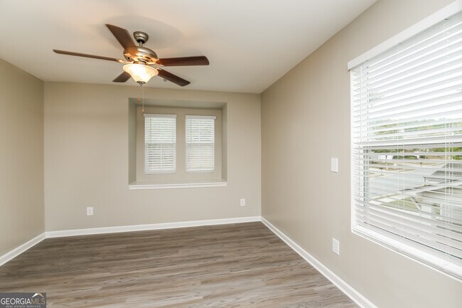 Building Photo - 2706 Alix Way