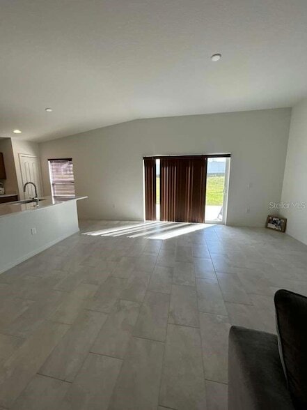 Building Photo - 2203 Carson Lp