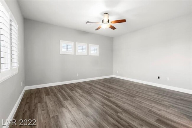Building Photo - Recently remodeled 5 BEDROOMs/4 bathrooms,...