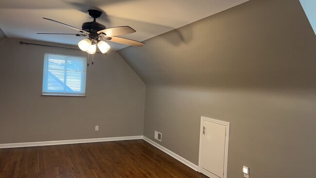 Building Photo - 2772 Brandon Rd