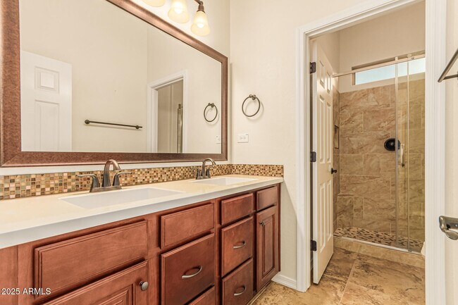 Building Photo - 4721 E Aldea Rd