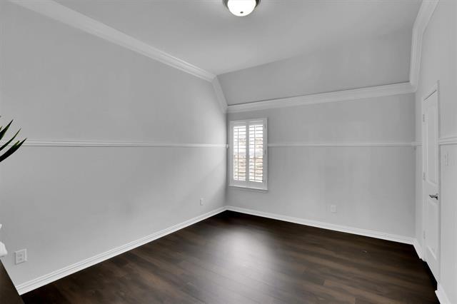 Building Photo - 410 Aylesbury Ct