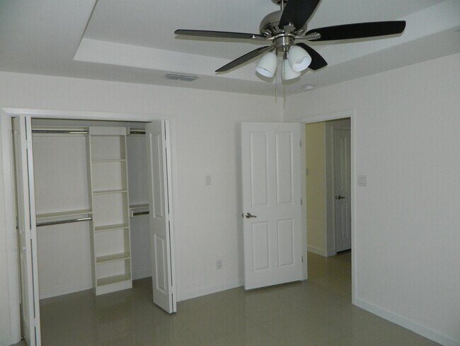 Building Photo - 1615 Dra Eve Perez Lane