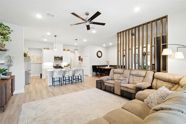 Building Photo - 1421 Rose Willow Wy