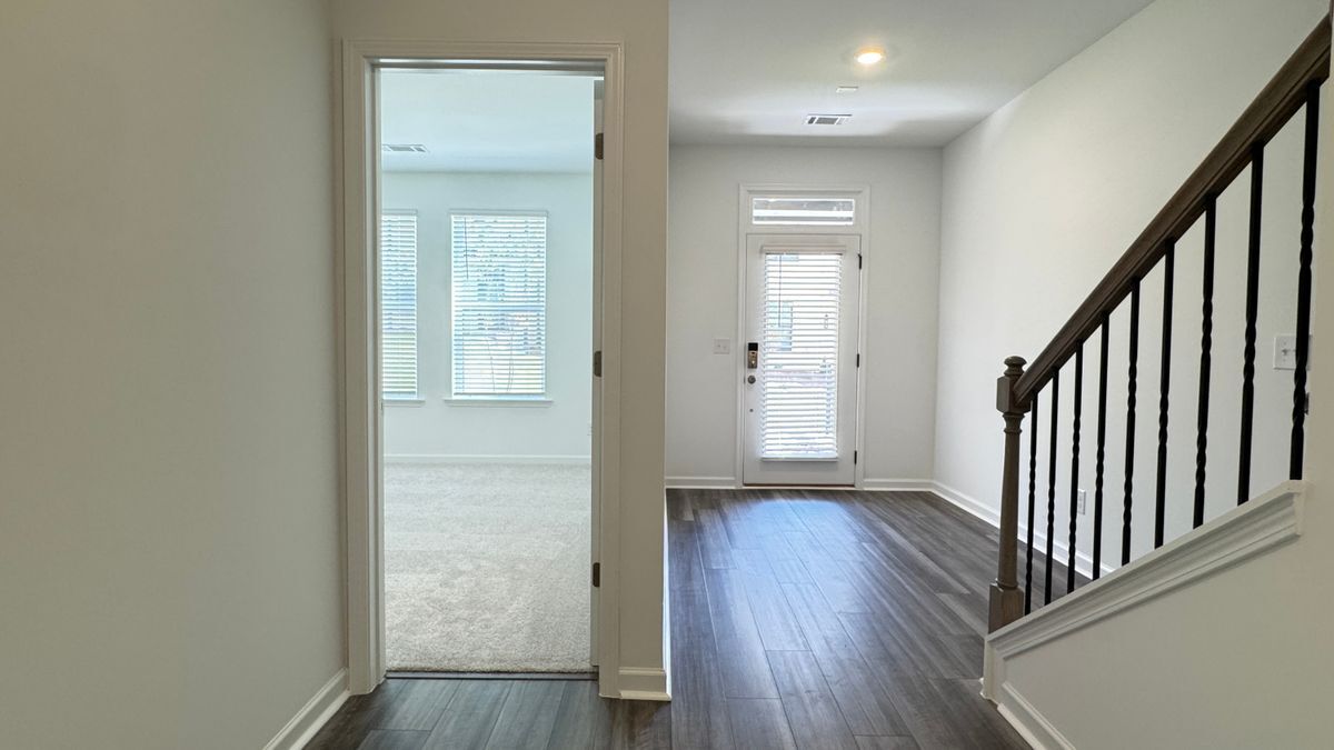 Building Photo - 55 Peeples Dr