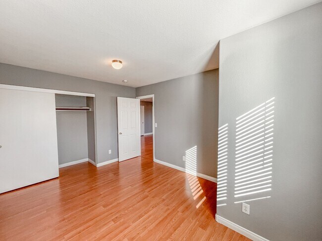 Building Photo - 3335 Antique Rose Dr