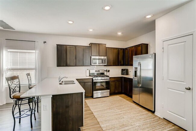 Building Photo - 3901 Fort Collins Way