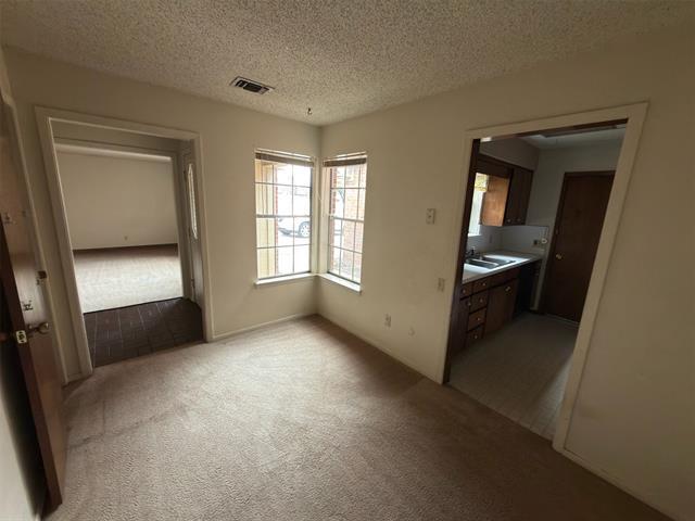 Building Photo - 505 N Walnut Creek Dr