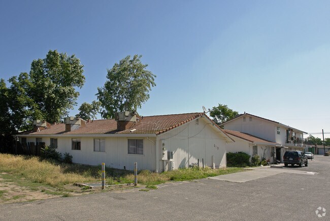 Building Photo - 6777 California St