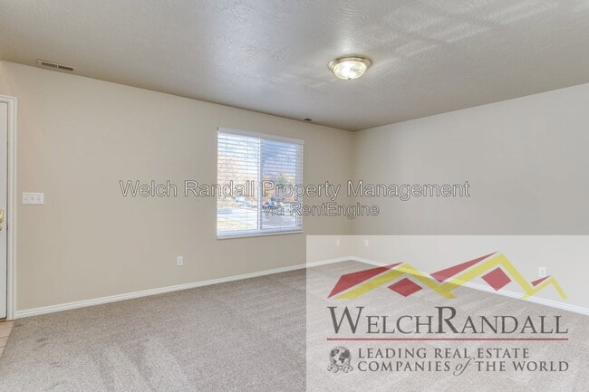 Building Photo - 478 E 2600 N