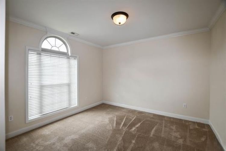 Building Photo - 115 Sage Willow Dr SW