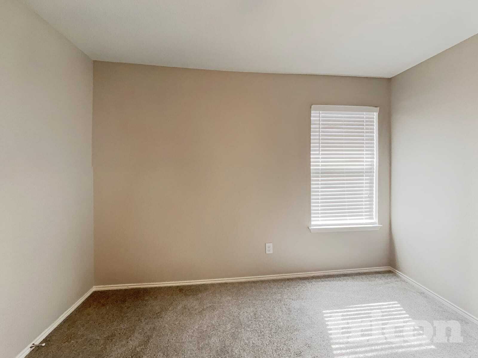 Building Photo - 429 Sandy Creek Dr