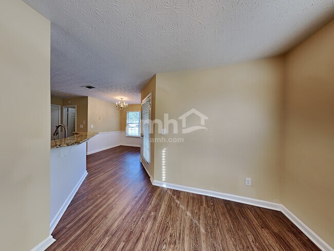 Building Photo - 4410 Brookridge Dr