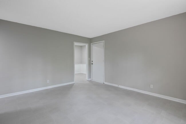 Building Photo - 1608 Fayette Ave