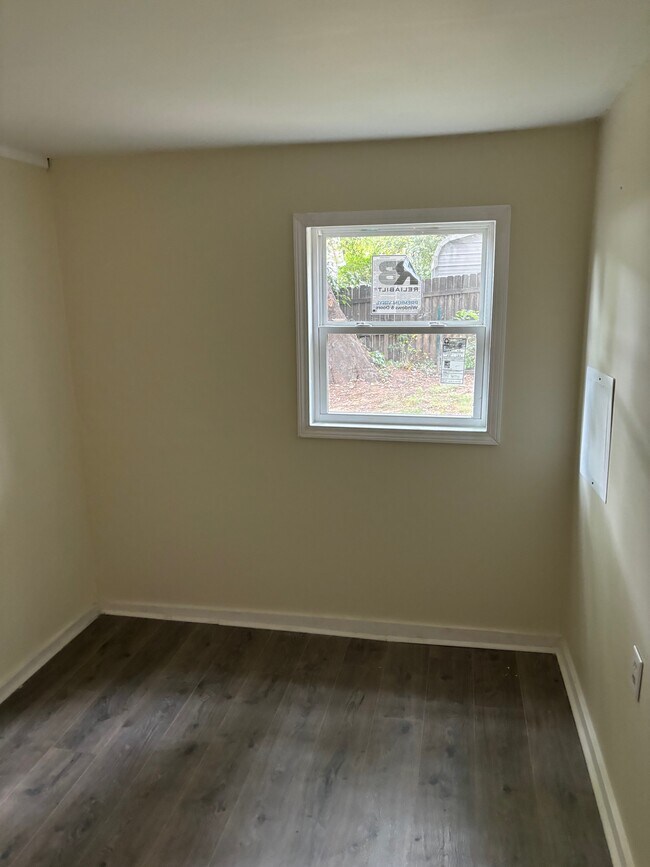 Building Photo - 107 State St