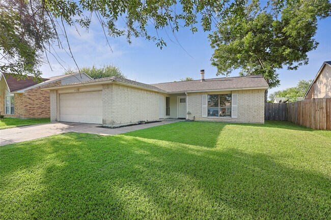 Building Photo - 17310 Nordway Dr