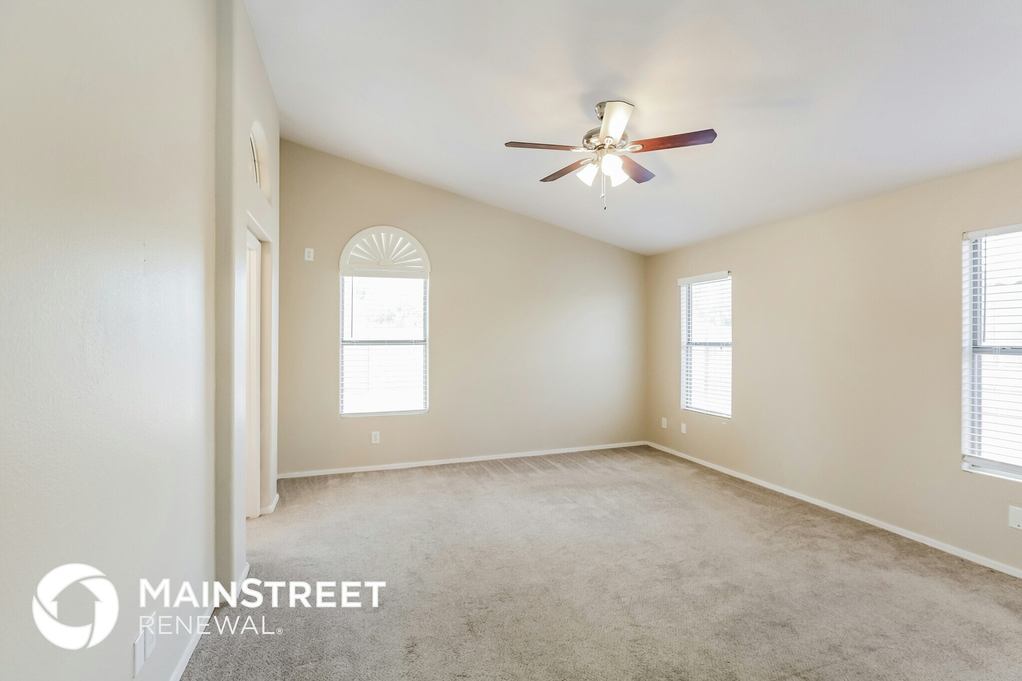 Building Photo - 15341 W Lea Ln