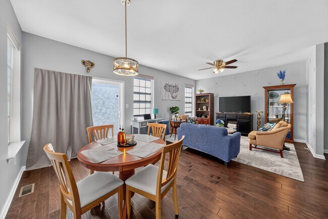 Building Photo - 2717 Van Cliburn Cir