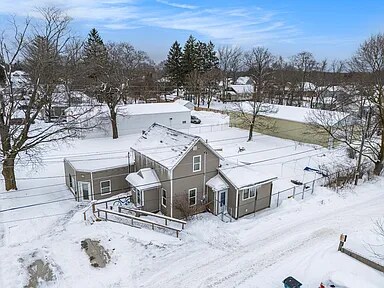 Primary Photo - 104 E Broadway Ave