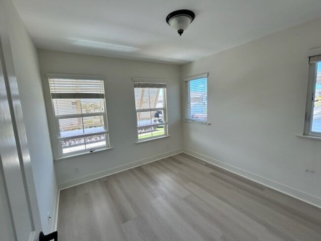 Building Photo - Newer Beautiful 4-Br/2.5-BA Home - Hoakalei Golf Course