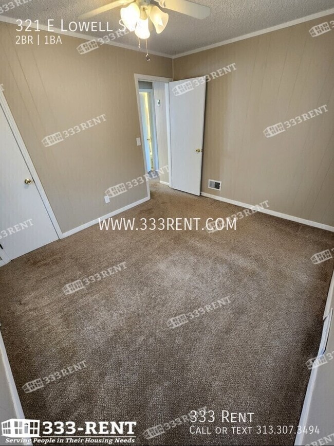 Building Photo - 321 E Lowell St