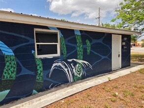 Building Photo - 5206 7th St