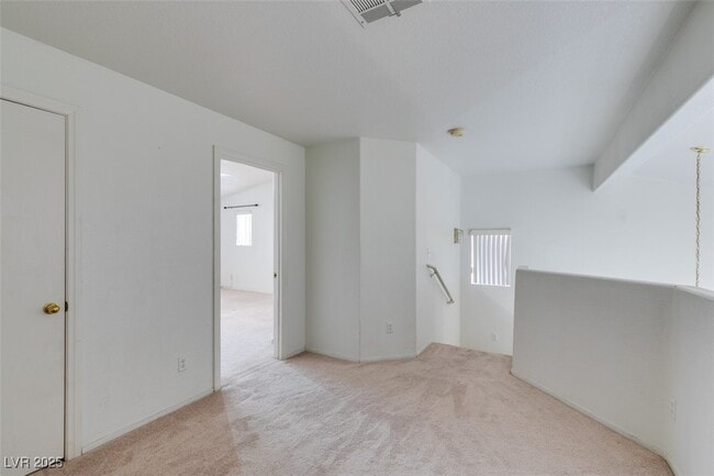 Building Photo - 48 Belle Essence Ave