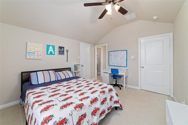 Building Photo - 17402 Hankar Way