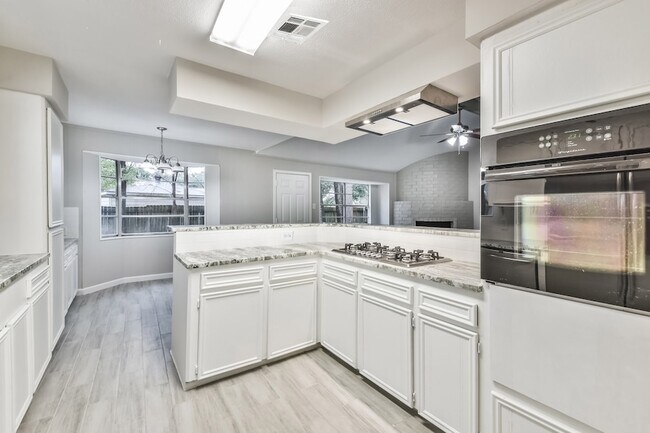 Building Photo - 9718 John Bank Dr