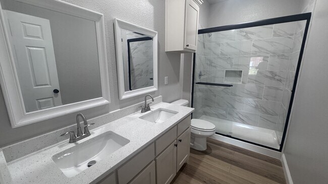 Building Photo - 3211 Bourland St