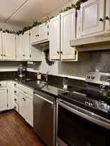 Building Photo - 2500 Mystic Valley Pky