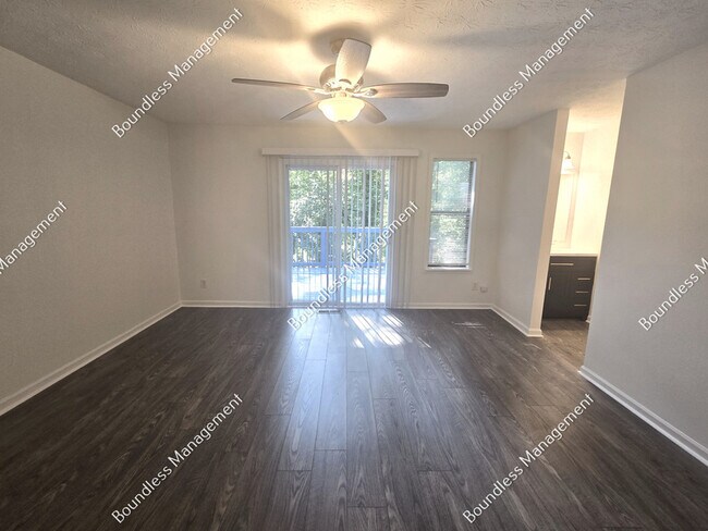 Building Photo - 3172 Carmel Dr