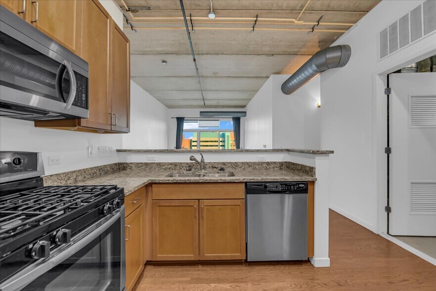 Building Photo - 3670 Woodward Ave