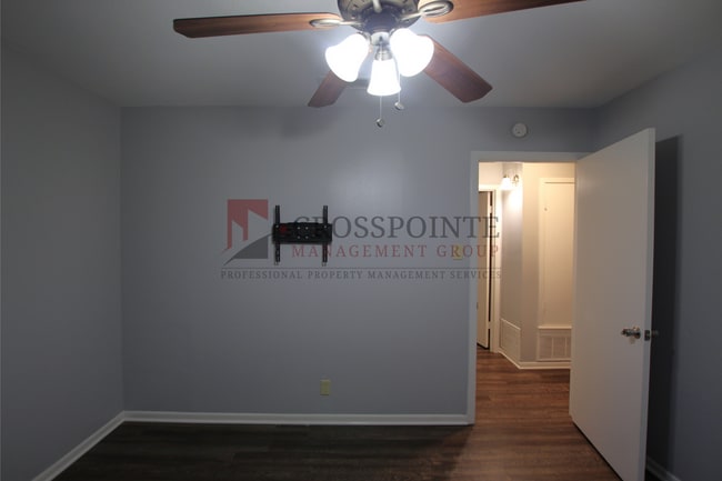 Building Photo - Tour Today! Adorable 3 Bedroom 2 Bath Home...