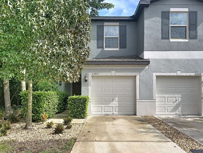 Building Photo - 23213 Willow Glen Way