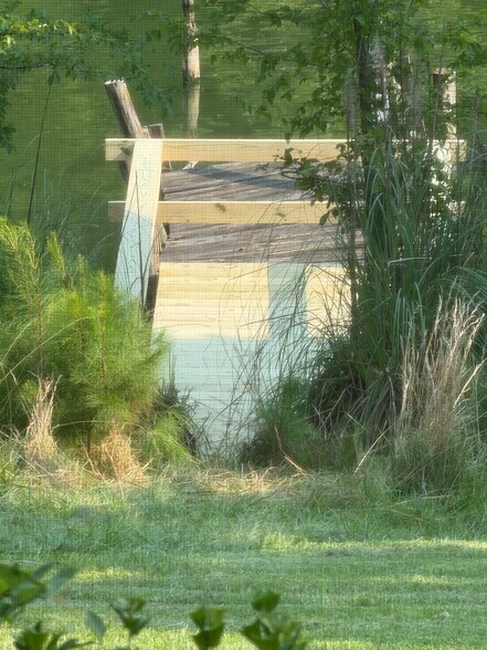 Private updated 16’ pier - 5221 Green Cove Rd