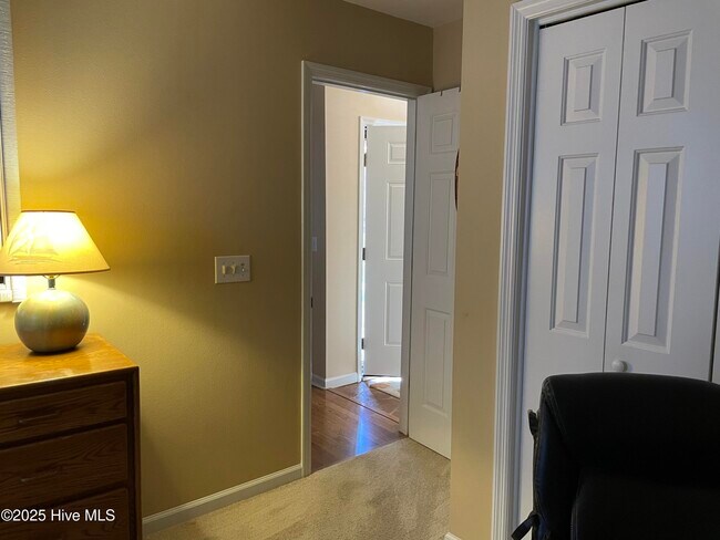 Building Photo - 872 Sandpiper Bay Dr SW