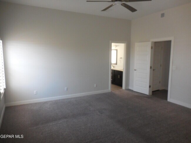 Building Photo - 13425 Emerald Crystal Dr